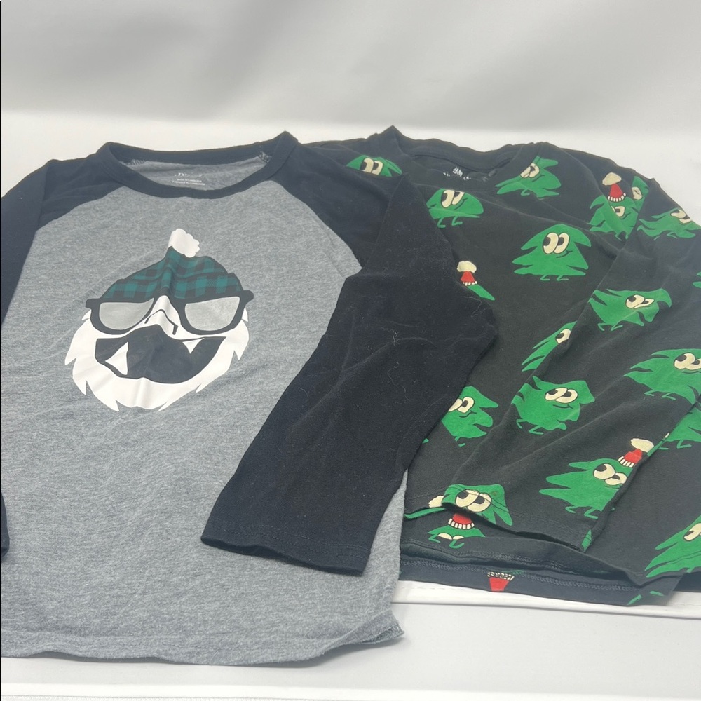 2 Christmas Graphic Long Sleeve ShirtsChildren’s place and H&M Gray and Green